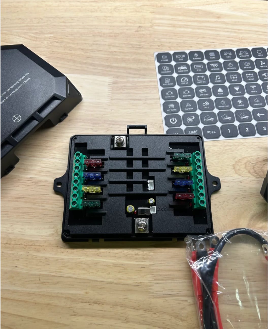 PANEL SWITCH RGB BLUETOOTH 8 CANALES 12V/24V IP65 - Imagen 10